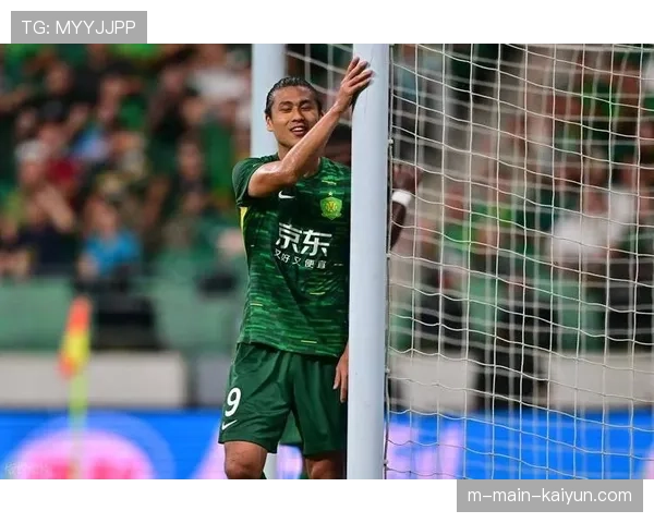 北京国安失3球防守稳健 张玉宁领衔防线表现突出